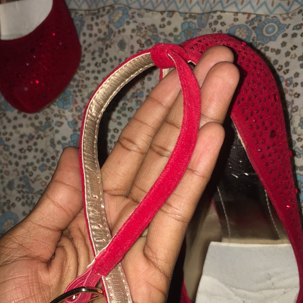Velvet Red Diamond Shoes - Picture 7 of 8